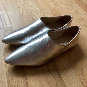 Coconuts Silver Flats